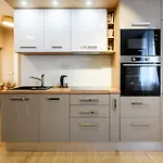 Lovely Apartment In Split With Wifi